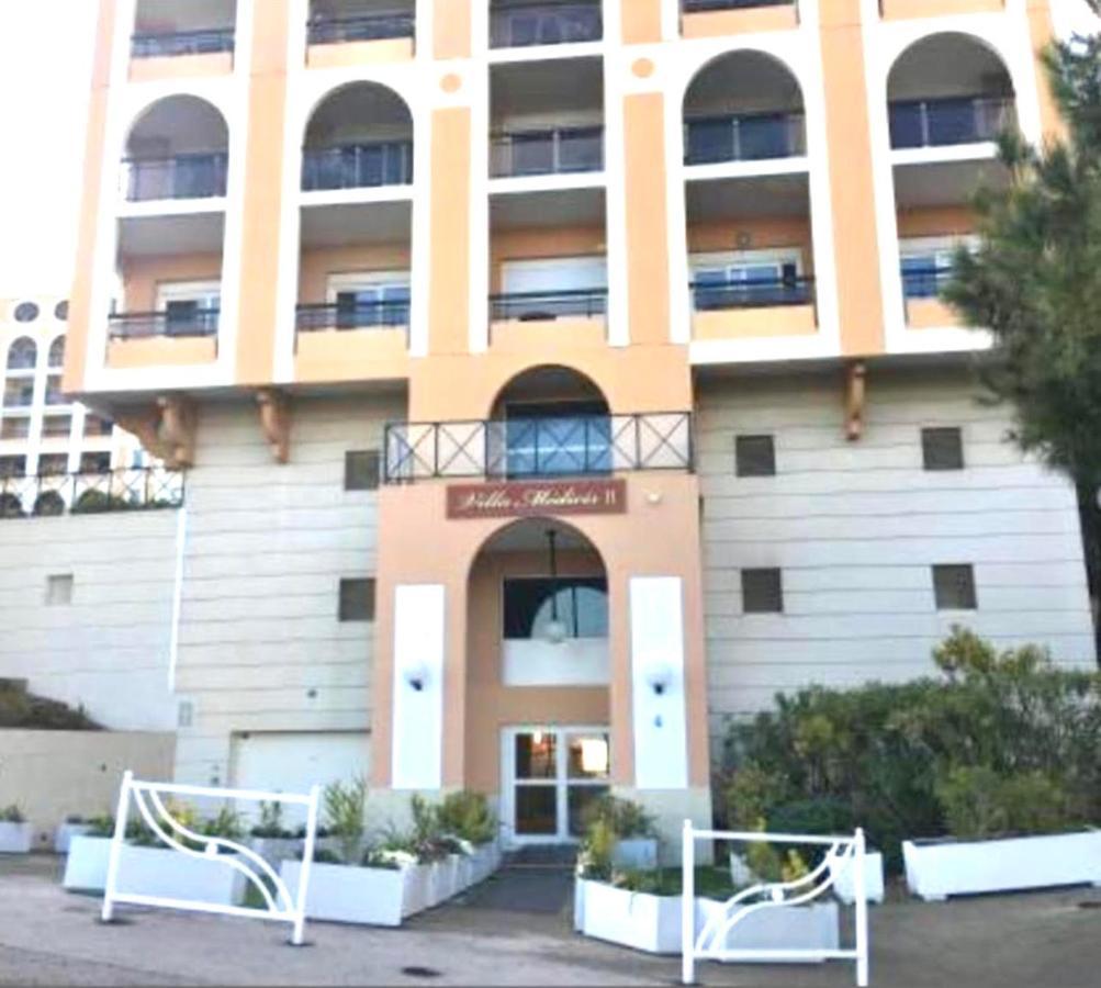 Azzurra Villa Бюсолей Екстериор снимка